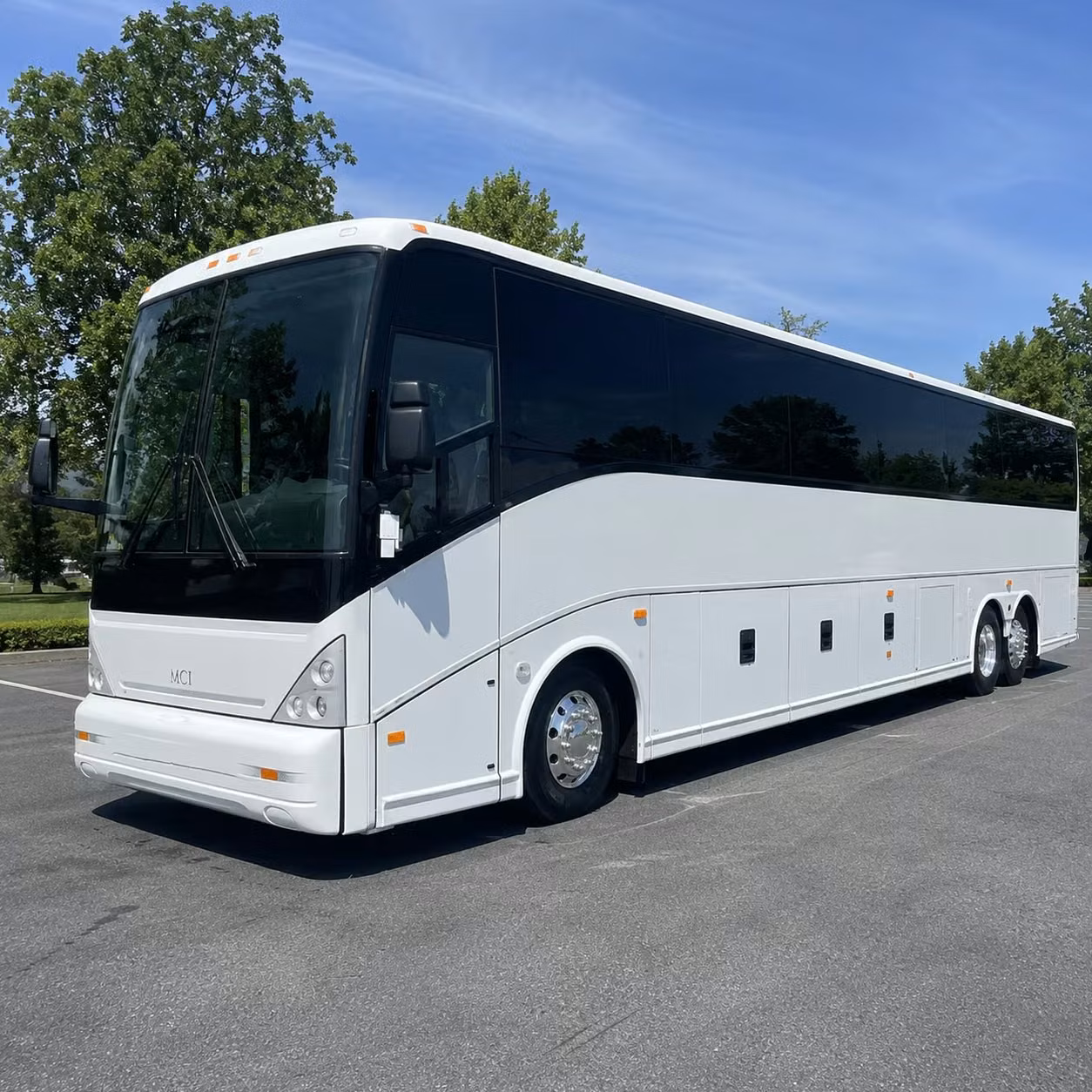 bus rental options for st louis trips
