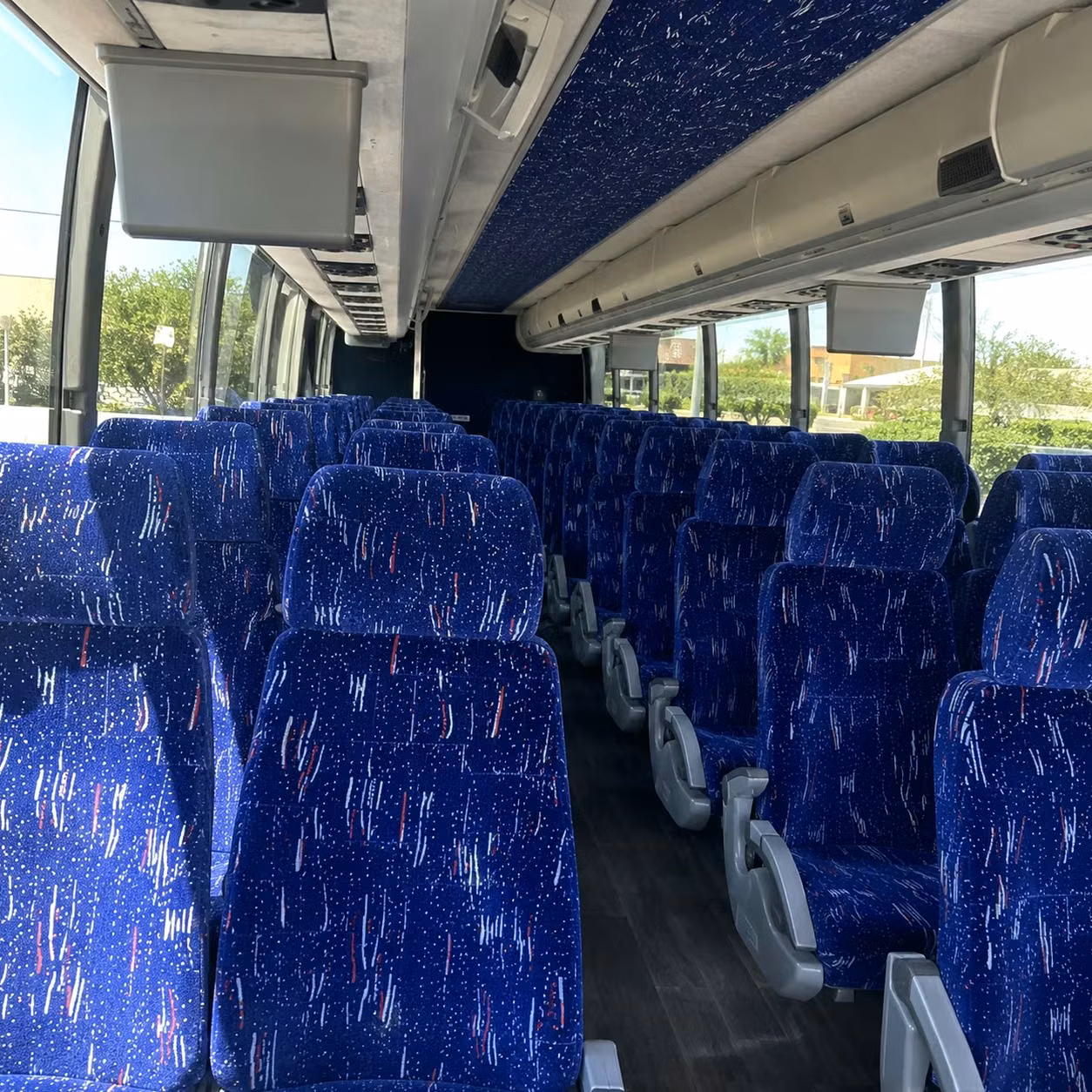 st louis 56 passenger charter bus rental
